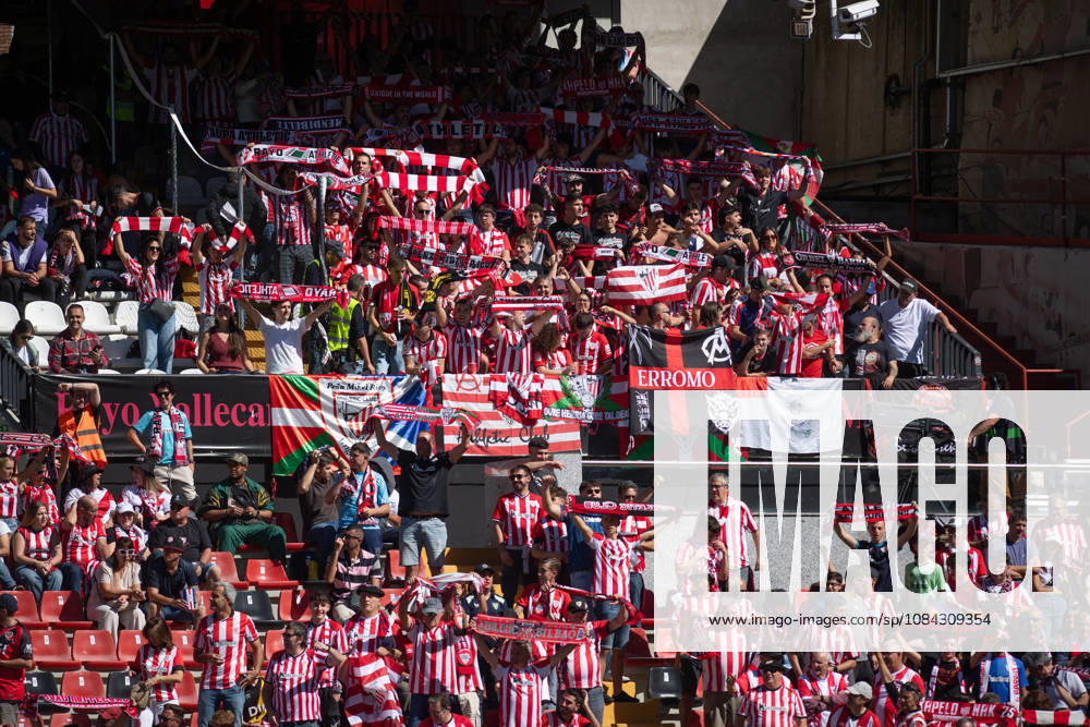 ESP LaLiga EA Sports Rayo Vallecano vs. Athletic Club: An Athletic Club fan during the LaLiga EA Sports match between Rayo Vallecano and Athletic Club, played at Vallecas Stadium in Madrid on October 10, 2026, in Spain. Spanish Soccer