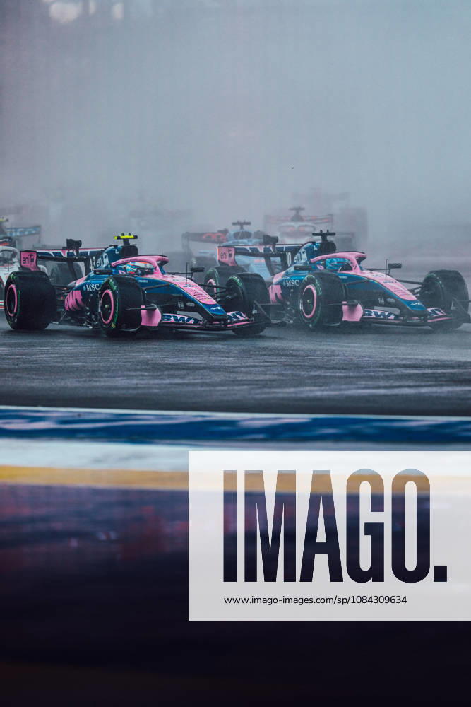 Formula 1 Singapore Airlines Singapore Grand Prix 10Pierre Gasly (BWT Alpine F1 Team, 10) 43Franco Colapinto (BWT Alpine F1 Team, 43) in Sprint Race at the Formula 1 Singapore Airlines Singapore Grand Prix 2026 10 10 2026