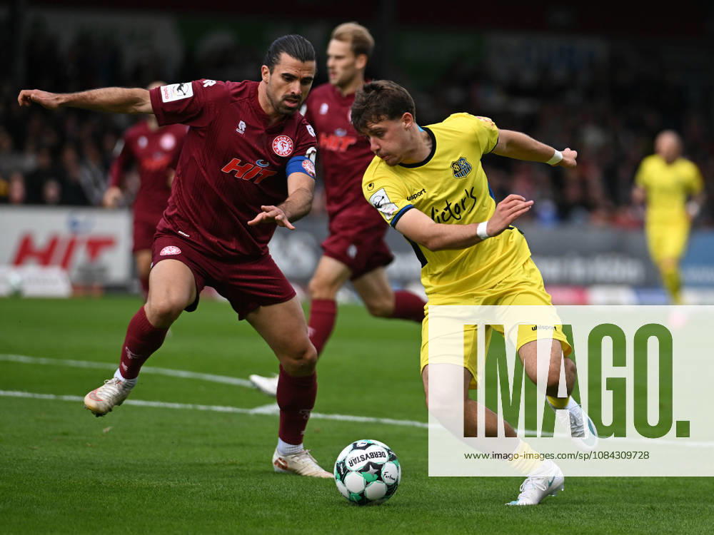 Soccer 3rd Division, Fortuna Cologne vs. Saarbrücken: David Haider Kamm Al Azzawe (SC Fortuna Cologne), left, and Alexander Staff, right (Saarbrücken vs. Cologne)