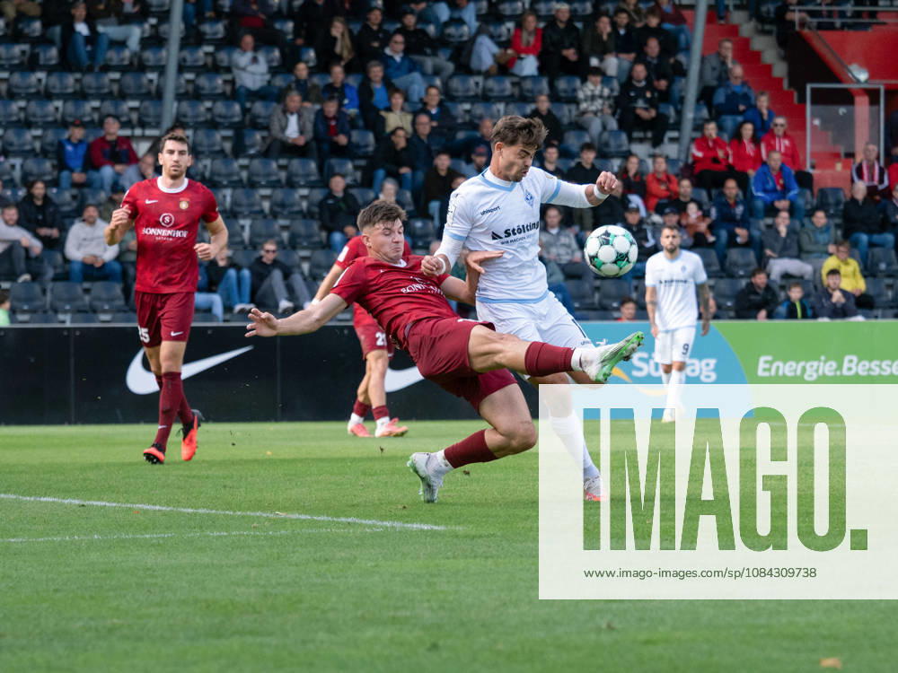 Head-to-head: Antonis Aidonis (SG Sonnenhof Grossaspach, 15) vs. Masca (SV Waldhof Mannheim, 11), running duel, sprint duel, possession, GER, soccer, SG Sonnenhof Grossaspach vs. SV Waldhof Mannheim, 3rd Division, Matchday 8, Aspach, 2026–2027 season, October 10, 2026 GER, Soccer, SG Sonnenhof Grossaspach vs. SV Waldhof Mannheim, 3rd Division, Matchday 8, Aspach, 2026–2027 season, October 10, 2026 Aspach