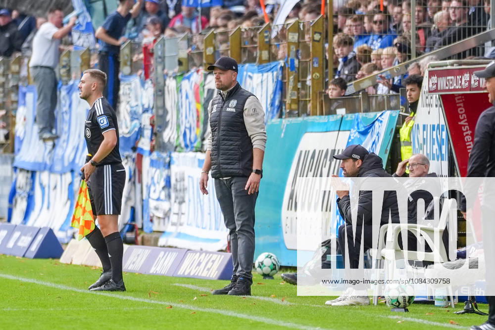 German Soccer, 3rd Division, Matchday 8, Hänsch Arena, Meppen, Emsland, Lower Saxony, SV Meppen vs. VfB Stuttgart U21, VfB Stuttgart II (Coach: Lucas Beniermann), SV Meppen