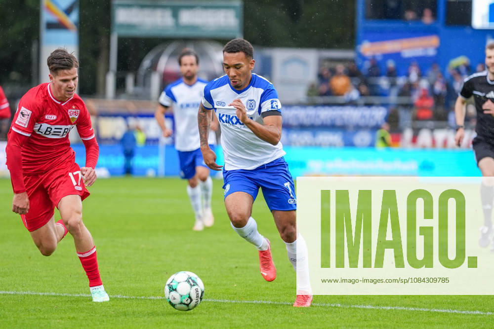 German Soccer, 3rd Division, Matchday 8, Hänsch Arena, Meppen, Emsland, Lower Saxony, SV Meppen vs. VfB Stuttgart U21, VfB Stuttgart II Oliver Schmitt SV Meppen, 7