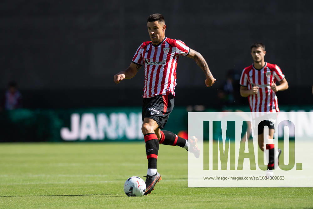 ESP LaLiga EA Sports Rayo Vallecano vs. Athletic Club: Yuri Berchiche of Athletic during the LaLiga EA Sports match between Rayo Vallecano and Athletic Club, played at Vallecas Stadium in Madrid on October 10, 2026, in Spain. Spanish Soccer