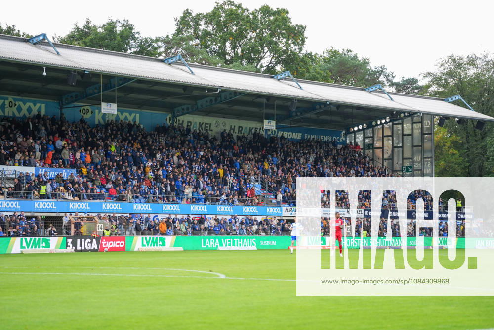 German Soccer, 3rd Division, Matchday 8, Hänsch Arena, Meppen, Emsland, Lower Saxony, SV Meppen vs. VfB Stuttgart U21, VfB Stuttgart II The stadium rises
