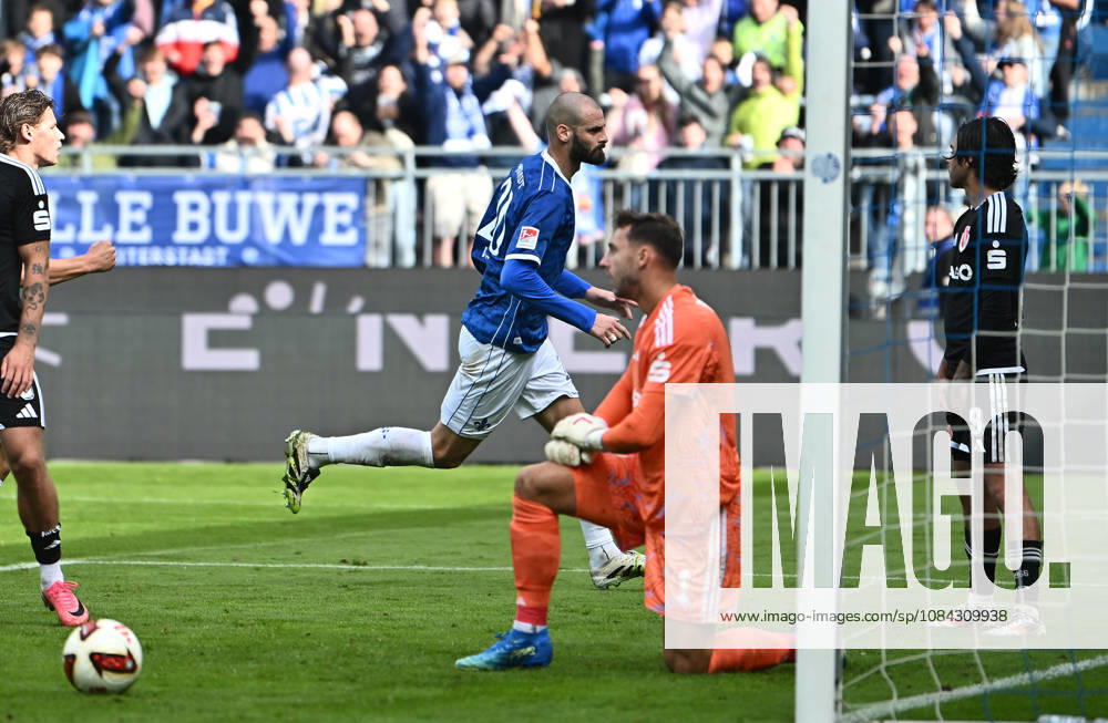 Soccer 2. Bundesliga, SV Darmstadt 98 vs. Energie Cottbus – Goal scorers: Aleksandar Vukotic (SV Darmstadt 98), Marcel Lotka (FC Energie Cottbus), Lucas Copado (FC Energie Cottbus) – Goal celebration, celebration, goal celebration, celebrating the goal, 2–1, cheering, celebrated, cheers, Darmstadt