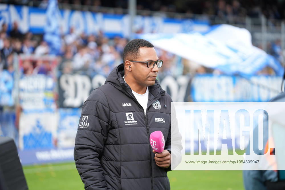 German Soccer, 3rd Division, Matchday 8, Hänsch Arena, Meppen, Emsland, Lower Saxony, SV Meppen vs. VfB Stuttgart U21, VfB Stuttgart II’s Olufemi Smith, Director of Soccer, in an interview with SV Meppen