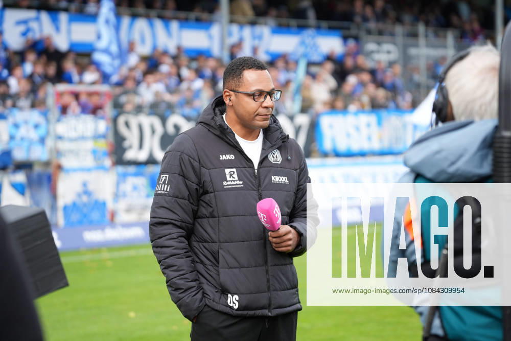 German Soccer, 3rd Division, Matchday 8, Hänsch Arena, Meppen, Emsland, Lower Saxony, SV Meppen vs. VfB Stuttgart U21, VfB Stuttgart II’s Olufemi Smith, Director of Soccer, in an interview with SV Meppen