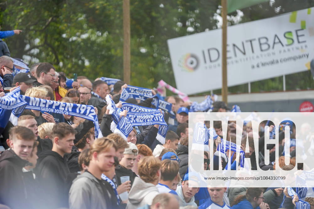 German Soccer, 3rd Division, Matchday 8, Hänsch Arena, Meppen, Emsland, Lower Saxony, SV Meppen vs. VfB Stuttgart U21, VfB Stuttgart II. The mood among the fans is tense but definitely positive ahead of the game.