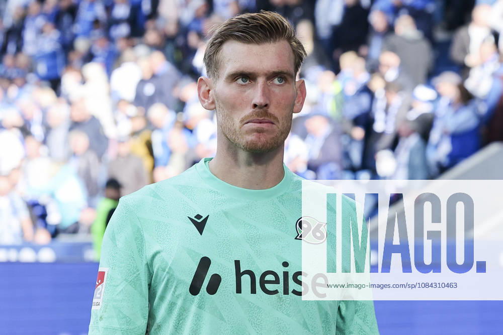 Hannover 96 goalkeeper Leo Weinkauf looks disappointed during the 2. Bundesliga match between 1. FC Magdeburg and Hannover 96, Avnet Arena on October 10, 2026, in Magdeburg, Germany. Photo by Marco Steinbrenner, DeFodi Images. Goalkeeper Leo Weinkauf of Hannover 96 looks dejected during the 2nd Bundesliga match between 1 FC Magdeburg and Hannover 96 at Avnet Arena on October 10, 2026 in Magdeburg, Germany. Photo by Marco Steinbrenner, DeFodi Images. DFB and DFL regulations prohibit any use of photographs as image sequences and or quasi-video. Photo by Marco Steinbrenner, DeFodi Images.