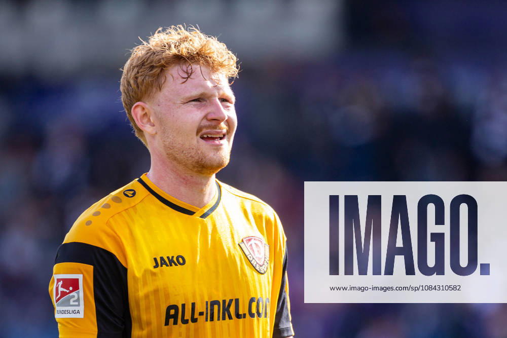 Robert Wagner of SG Dynamo Dresden, 18, reacts with disappointment after the 1-1 draw GER, VfL Osnabrück vs. SG Dynamo Dresden, Soccer, 2. Bundesliga, Matchday 7, 2026–2027 season, October 10, 2026 DFL regulations prohibit any use of photographs as image sequences and or quasi-video GER, VfL Osnabrück vs. SG Dynamo Dresden, Soccer, 2. Bundesliga, Matchday 7, 2026–2027 season, October 10, 2026, Osnabrück