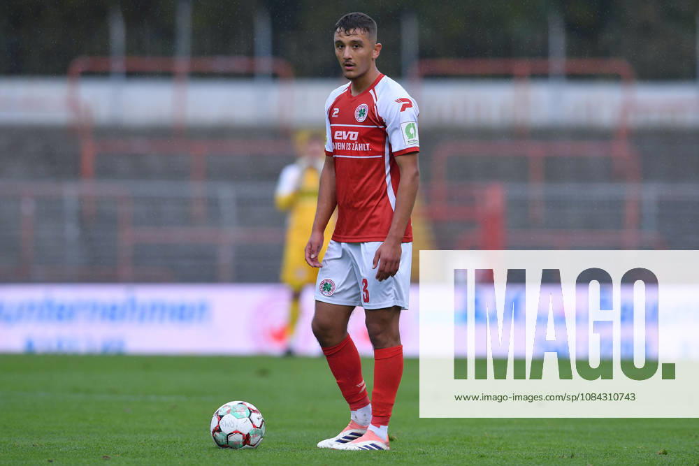 Soccer Regionalliga West, Matchday 12: Rot Weiß Oberhausen vs. 1 FC Bocholt on October 10, 2026, at the Niederrhein Stadium in Oberhausen; Kerem Yalcin, Oberhausen xRx
