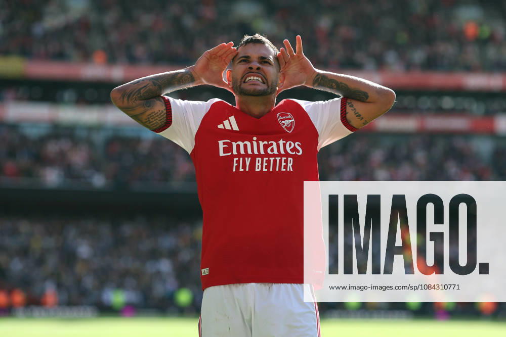 Arsenal gegen Leeds United, 10. Oktober 2026, London, Premier League, Fußball: Arsenal gegen Leeds United. Bruno Guimaraes von Arsenal jubelt, nachdem er das zweite Tor für seine Mannschaft erzielt hat. Foto: Charlotte Wilson, Offside, London, Großbritannien