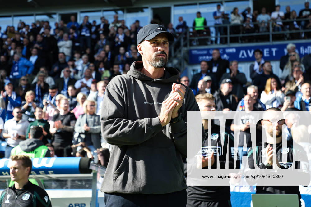 Coach Sandro Wagner, Hannover 96, 2nd Bundesliga, 2026–2027 Season, 1. FC Magdeburg vs. Hannover 96 at the Avnet Arena in Magdeburg; soccer, man, men, Germany