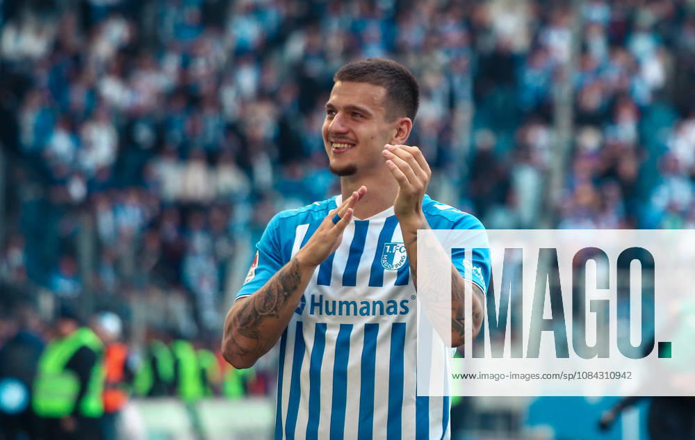 Germany Soccer 2. Bundesliga 2026–2027, Matchday 7: 1. FC Magdeburg vs. Hannover 96, Avnet Arena Magdeburg; Mateusz Zukowski (Mateusz Zukowski) of 1. FC Magdeburg celebrates the victory, 22