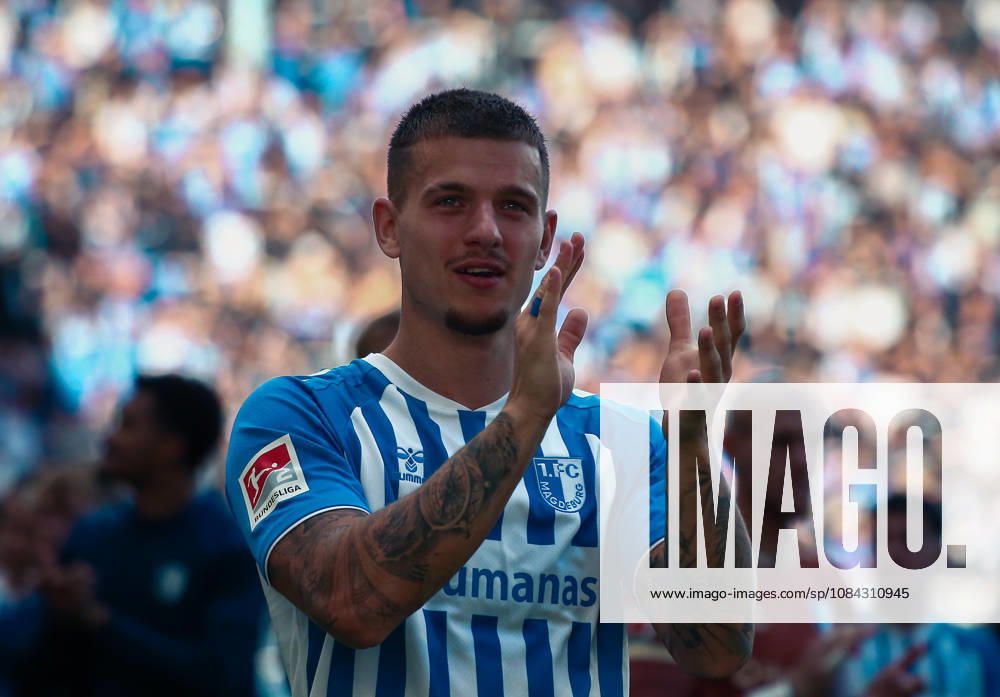 Germany Soccer 2. Bundesliga 2026–2027, Matchday 7: 1. FC Magdeburg vs. Hannover 96, Avnet Arena Magdeburg; Mateusz Zukowski (Mateusz Zukowski) of 1. FC Magdeburg celebrates the victory, 22