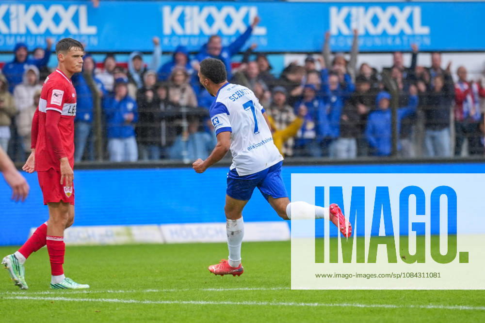 German Soccer, 3rd Division, Matchday 8, Hänsch Arena, Meppen, Emsland, Lower Saxony, SV Meppen vs. VfB Stuttgart U21, VfB Stuttgart II s Oliver Schmitt celebrates his goal for SV Meppen, making the score 1–1