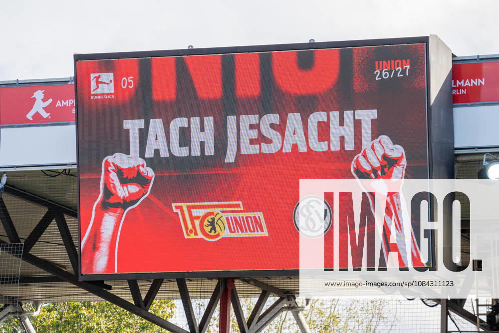 German Soccer 1st Bundesliga, Matchday 5, 2026–2027, 1. FC Union Berlin vs. SV Elversberg on October 10, 2026, at the Stadion An der Alten Försterei in Berlin—scoreboard, stadium display,