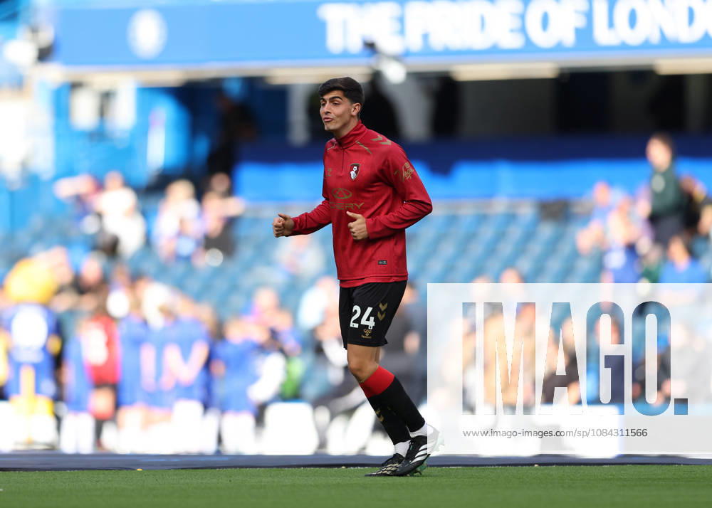 10th October 2026; Stamford Bridge, London, England; Premier League Football, Chelsea versus Bournemouth; Juanlu Sanchez of AFC Bournemouth during the warm up JohnxPatrickxFletcher