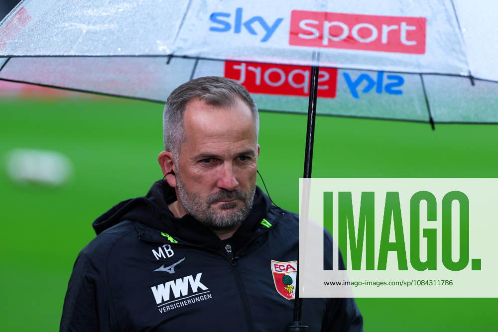 GER, Soccer, Men s, 1st Bundesliga, 2026–2027 season, Matchday 5, FC Augsburg vs. FC Bayern Munich Manuel Baum, Head Coach of FC Augsburg DFB and DFL regulations prohibit any use of photographs as image sequences and or quasi-video footage Augsburg WWK Arena Bayern Germany