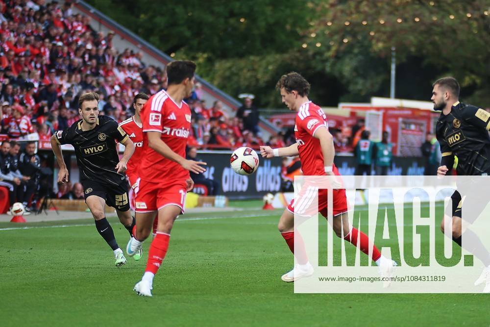 Berlin, Germany, October 10, 2026, Alte Försterei Stadium, Matchday 5, 2026–27 Season, Bundesliga 1: Union Berlin vs. SV Elversberg, Tim Skarke 21, Union Berlin in possession