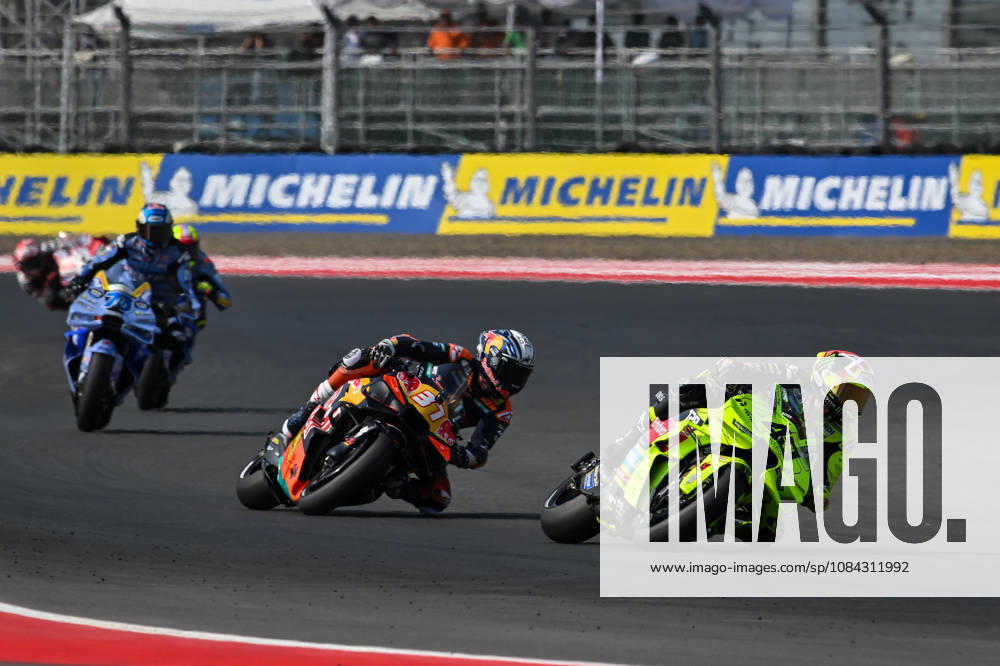MOTO - MOTO GP - GRAND PRIX OF INDONESIA 2026 49 DI GIANNANTONIO Fabio (ita), Pertamina Enduro VR46 Racing Team, Ducati Desmosedici GP26, action with 37 ACOSTA Pedro (spa), Red Bull KTM Factory Racing, KTM RC16 during the 2026 MotoGP Pertamina Grand Prix of Indonesia on the Mandalika circuit from October 9 to 11, at West Nusa Tenggara, Indonesia - West Nusa TenggaraIndonesia