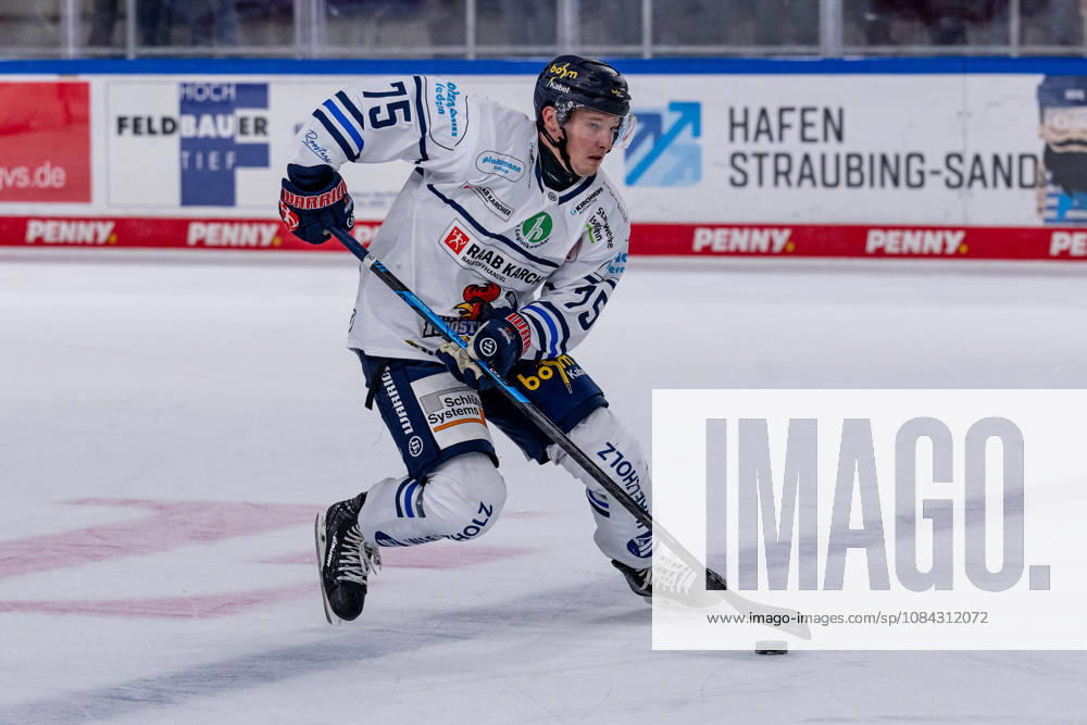 Julian Napravnik, Iserlohn Roosters, 75 GER, Straubing Tigers vs. Iserlohn Roosters, Ice Hockey, DEL, 2026–2027 Season, Matchday 7, October 9, 2026. Photo: HMB Media, Heike Feiner