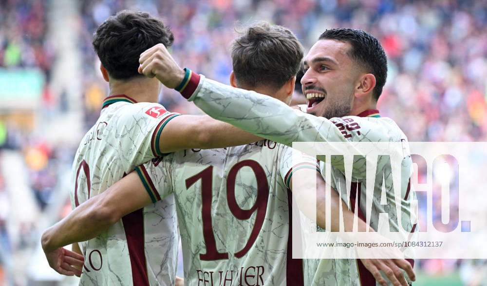Soccer, Bundesliga 1, FC Augsburg vs. Bayern Munich – Robin Fellhauer, FC Augsburg, celebrating, goal celebration, celebrating the goal, cheering over the 1–0 goal. DFL and DFB regulations prohibit any use of photographs as image sequences and or quasi-video. Augsburg