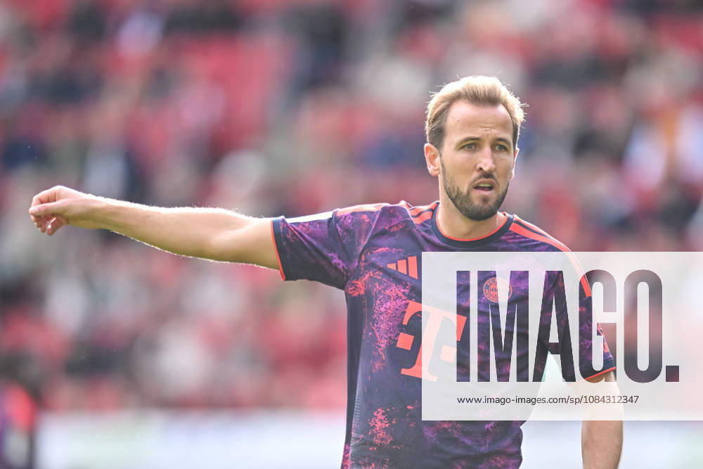 Harry Kane of FC Bayern Munich gestures during the Bundesliga match between FC Augsburg and FC Bayern Munich, WWK Arena on October 10, 2026, in Augsburg, Germany. Photo by Harry Langer, DeFodi Images. Harry Kane of FC Bayern Munich gestures during the Bundesliga match between FC Augsburg and FC Bayern Munich at WWK Arena on October 10, 2026, in Augsburg, Germany. Photo by Harry Langer, DeFodi Images. DFB and DFL regulations prohibit any use of photographs as image sequences and or quasi-video. Photo by Harry Langer, DeFodi Images. DFB and DFL regulations prohibit any use of photographs as imSEQUENCES AND OR QUASI-VIDEO