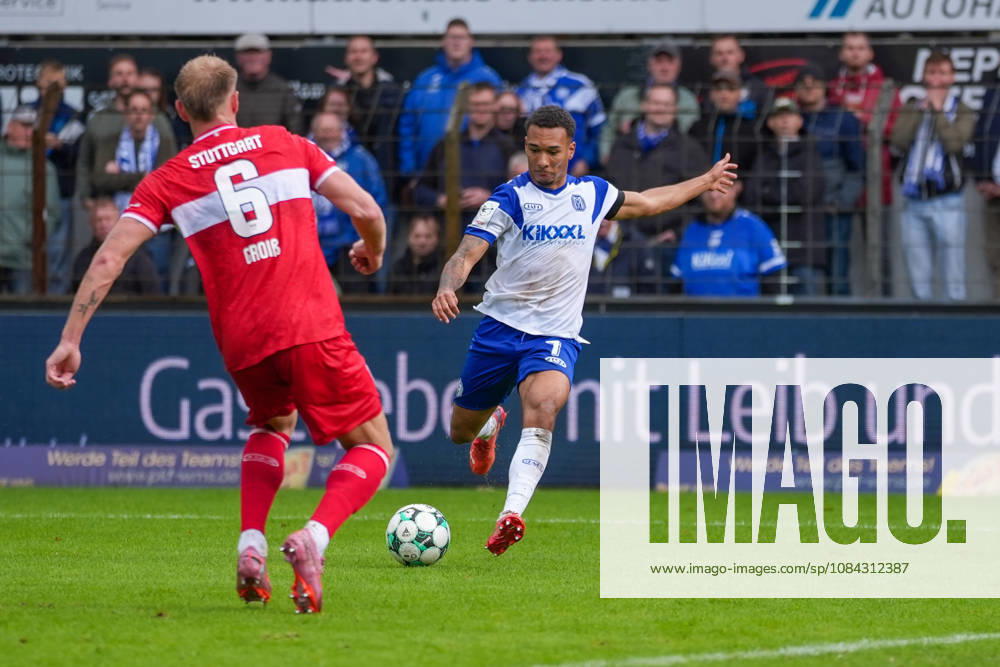 German Soccer, 3rd Division, Matchday 8, Hänsch Arena, Meppen, Emsland, Lower Saxony, SV Meppen vs. VfB Stuttgart U21, VfB Stuttgart II s Oliver Schmitt scores against SV Meppen, 7