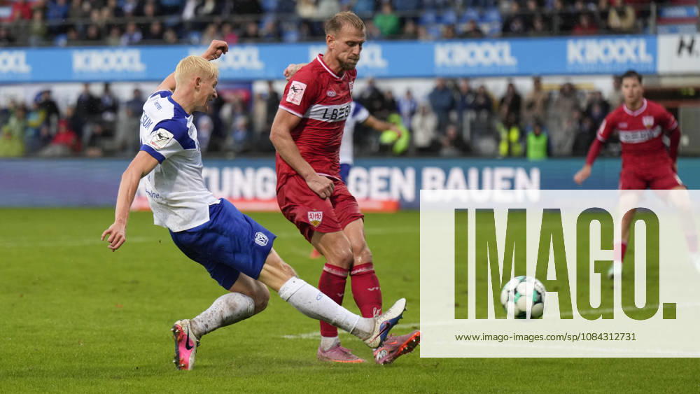 Hänsch Arena, Meppen, GER, 3rd Division, Matchday 9: SV Meppen vs. VfB Stuttgart II, Jona Borsum SV Meppen 4 DFL REGULATIONS PROHIBIT ANY USE OF PHOTOGRAPHS AS IMAGE SEQUENCES AND OR QUASI-VIDEO Meppen Lower Saxony Hänsch Arena