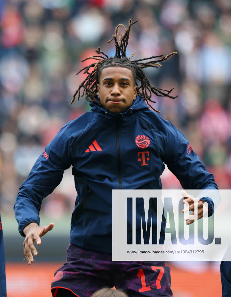 Michael Olise, FC Bayern Munich, 17 minutes before the game, GER, FC Augsburg vs. FC Bayern Munich, Soccer, Bundesliga, Matchday 5, 2026–2027 Season, October 10, 2026, DFL and DFB regulations prohibit any use of photographs as image sequences and or quasi-video, GER, FC Augsburg vs. FC Bayern Munich, soccer, Bundesliga, Matchday 5, 2026–2027 season, October 10, 2026, Augsburg