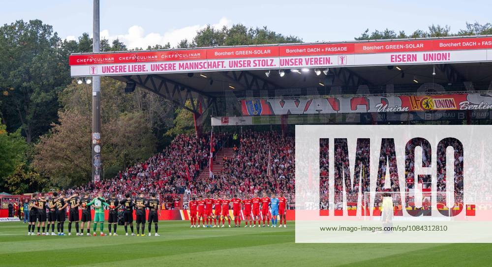 Soccer, Men s, 2026–2027 Season, Bundesliga 1, Matchday 5, 1. FC Union Berlin vs. SV 07 Elversberg, a minute of silence for the four teenage moped riders who died in an accident in Biesenthal Barnim, October 10, 2026,
