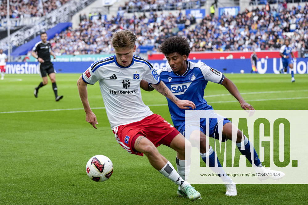 V li David Möller Wolfe HSV, 3, Bernardo Fernandes da Silva Junior Hoffenheim, 13, tackle, game scene, duel, tackle, tackling, dynamics, action, 10 10 2026, Sinsheim, Germany, soccer, Bundesliga, TSG 1899 Hoffenheim, Hamburger SV, DFB and DFL regulations prohibit any use of photographs as image sequences and or quasi-video