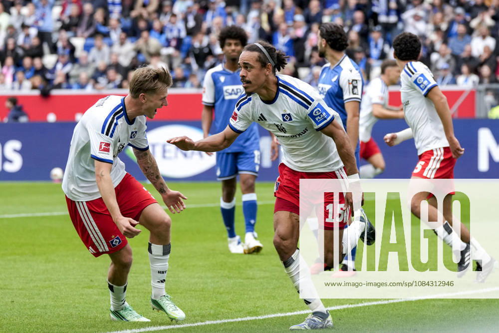 From left: David Möller Wolfe (HSV), 3; goal scorer Yussuf Poulsen (HSV), 15; players from Hamburger SV (HSV) celebrate the goal that made the score 0–1, Celebration, goal celebration, scoring a goal, celebrate the goal, goal, celebration, celebrating the goal, joy, happiness, happy, optimistic, positive, game scene, highlight, action, 10 10 2026, Sinsheim, Germany, soccer, Bundesliga, TSG 1899 Hoffenheim, Hamburger SV, DFB and DFL regulations prohibit any use of photographs as image sequences and or quasi-video