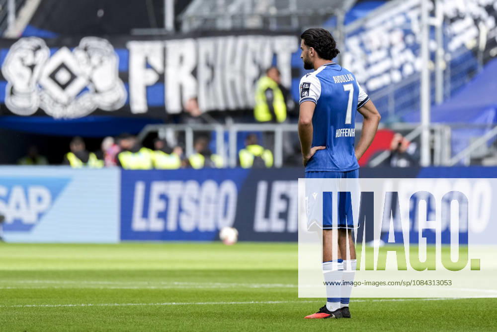 Leon Avdullahu Hoffenheim, 7, player for TSG 1899 Hoffenheim, looking disappointed, disappointment, frustration, pessimistic, after conceding the goal to make it 0–1, action, game scene, October 10, 2026, Sinsheim, Germany, soccer, Bundesliga, TSG 1899 Hoffenheim vs. Hamburger SV, DFB and DFL regulations prohibit any use of photographs as image sequences and or quasi-video