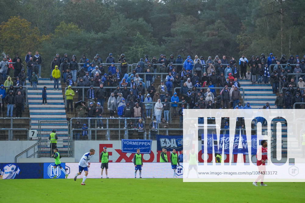 German Soccer, 3rd Division, Matchday 8, Hänsch Arena, Meppen, Emsland, Lower Saxony, SV Meppen vs. VfB Stuttgart U21, VfB Stuttgart II. The weather isn t great in Emsland.