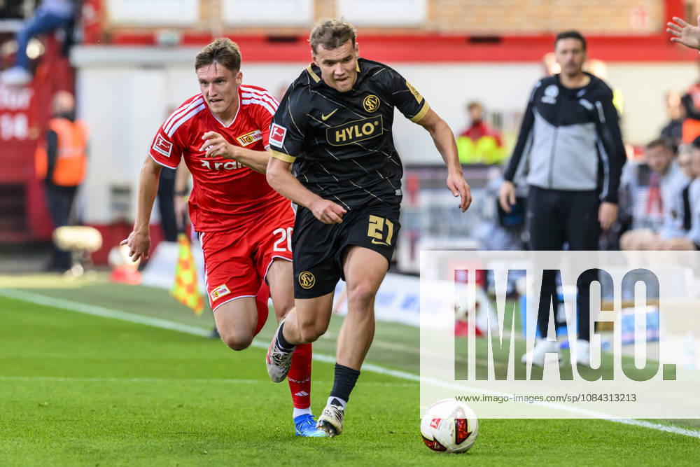 In the photo, from left: Michel Aebischer (Union Berlin), 20, Lasse Günther (SV Elversberg), 21; tackle, action, battle, fighting for the ball, GER, Berlin, soccer, 1. FC Union Berlin vs. SV Elversberg, at the Alte Försterei, October 10, 2026, DFB and DFL regulations prohibit any use of photographs as image sequences and or quasi-video,