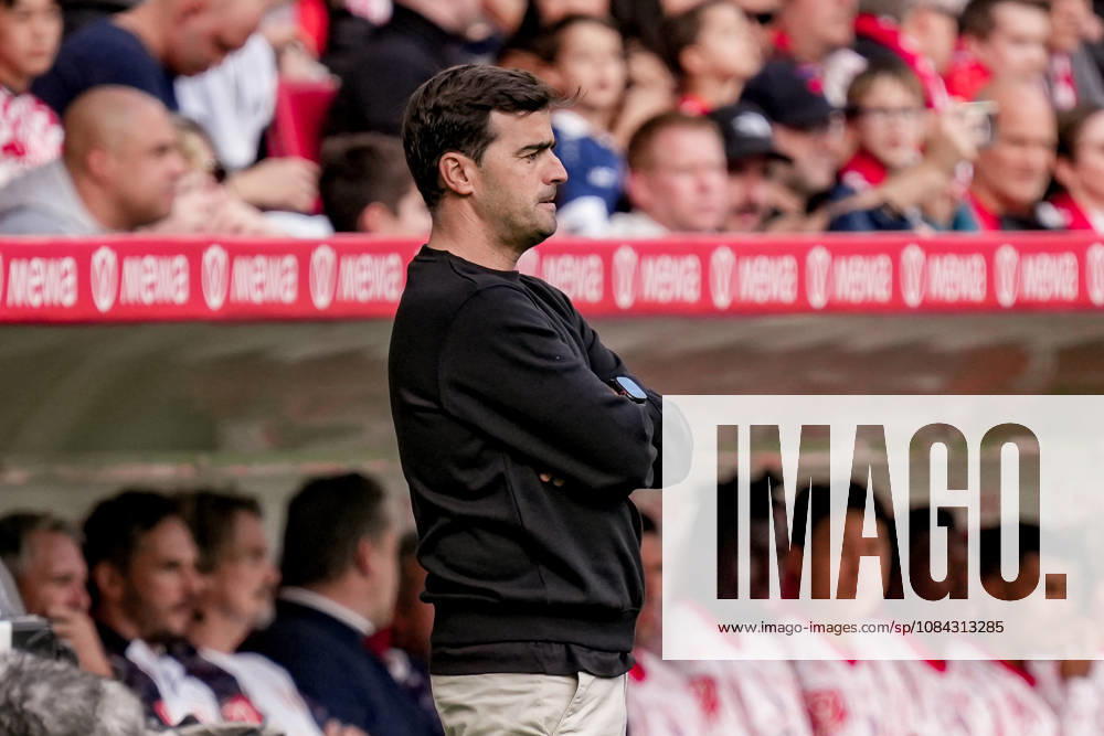 Germany Soccer Season 2026–2027, 1. Bundesliga, Matchday 5, FSV Mainz 05 vs. Bayer 04 Leverkusen at MEWA Arena, Mainz; Carles Martinez (coach, Bayer 04 Leverkusen); facial expressions, emotions; Mainz; MEWA Arena; Germany