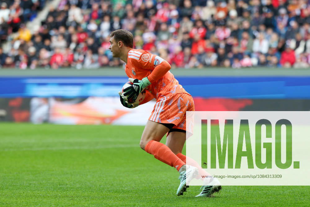 Manuel Neuer, FC Bayern Munich, No. 01 with the ball, GER, FC Augsburg vs. FC Bayern Munich, Soccer, Bundesliga, Matchday 5, 2026–2027 Season, October 10, 2026, DFL and DFB regulations prohibit any use of photographs as image sequences and or quasi-video, GER, FC Augsburg vs. FC Bayern Munich, soccer, Bundesliga, Matchday 5, 2026–2027 season, October 10, 2026, Augsburg