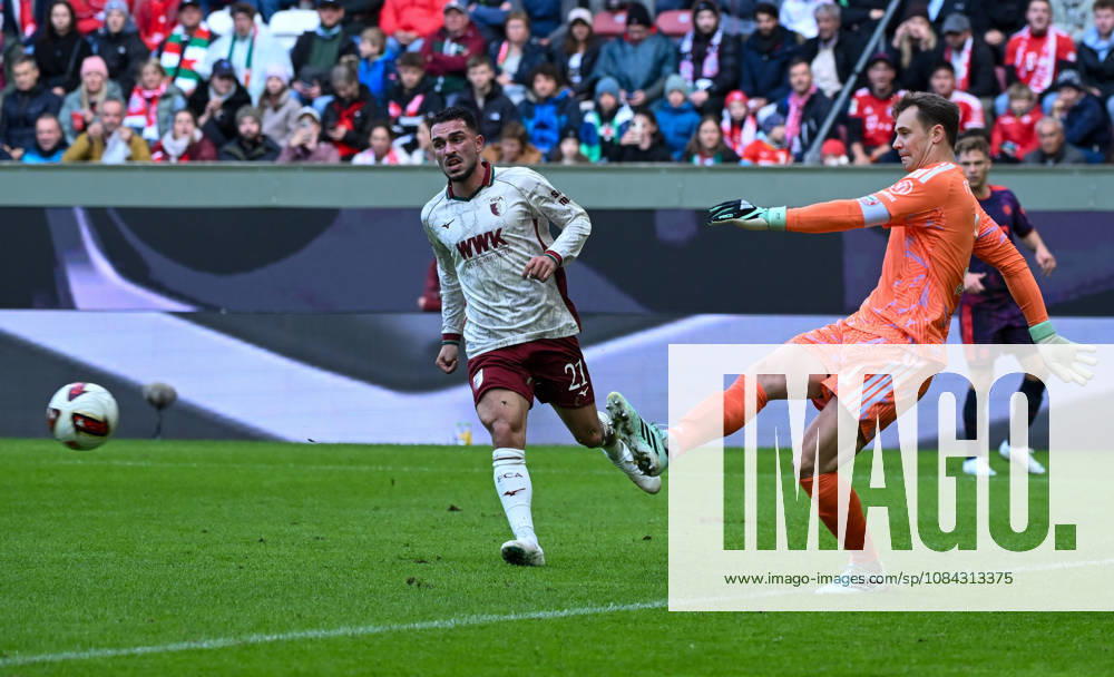 Soccer, Bundesliga 1, FC Augsburg vs. Bayern Munich, Arijon Ibrahimovic (FC Augsburg), Manuel Neuer (FC Bayern Munich). DFL and DFB regulations prohibit any use of photographs as image sequences and or quasi-video. Augsburg