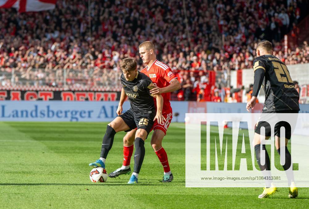 Soccer, Men s, 2026–2027 Season, Bundesliga 1, Matchday 5, 1. FC Union Berlin vs. SV 07 Elversberg; from left: Lukas Petkov (SV Elversberg), Tom Rothe (1. FC Union Berlin), Lasse Günther (SV Elversberg); October 10, 2026,