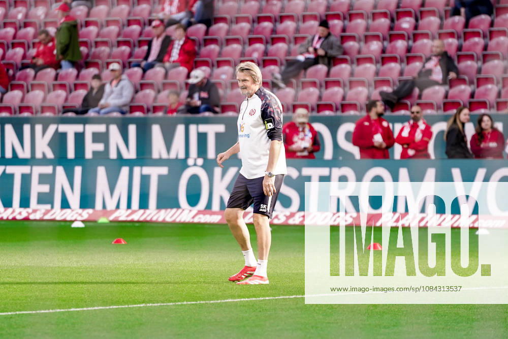 Germany Soccer Season 2026–2027, Bundesliga 1, Matchday 5, FSV Mainz 05 vs. Bayer 04 Leverkusen at MEWA Arena, Mainz; Stephan Kuhnert, Goalkeeper Coach, FSV Mainz 05, Mainz, MEWA Arena, Germany