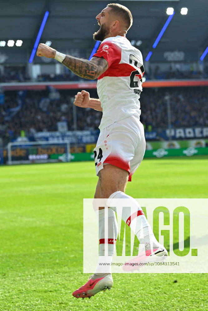 Paderborn, Home Deluxe Arena, October 10, 2026, GER, Men’s, 1st Bundesliga, 2026–2027 Season, SC Paderborn 07 vs. VfB Stuttgart. Photo by Julian CHABOT. Stuttgart celebrates after scoring the 0–1 goal. DFL regulations prohibit any use of photographs as image sequences and or quasi-video. North Rhine-Westphalia, Germany