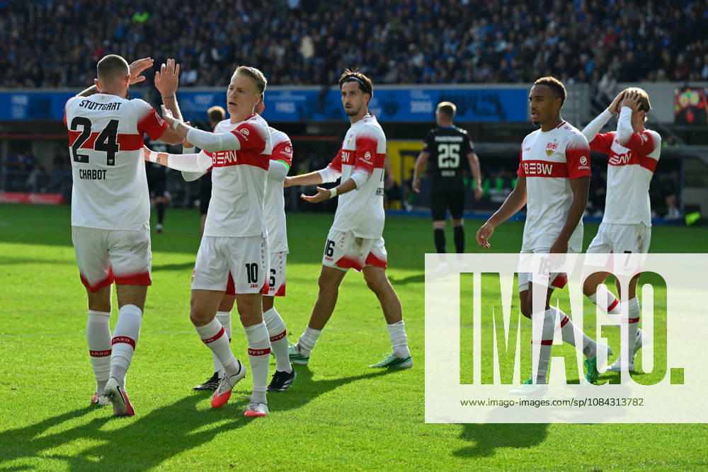 Paderborn, Home Deluxe Arena, October 10, 2026, GER, Men’s, 1st Bundesliga, 2026–2027 season, SC Paderborn 07 vs. VfB Stuttgart. Photo by Julian CHABOT. Stuttgart celebrates after scoring the 0–1 goal. DFL regulations prohibit any use of photographs as image sequences and or quasi-video. North Rhine-Westphalia, Germany