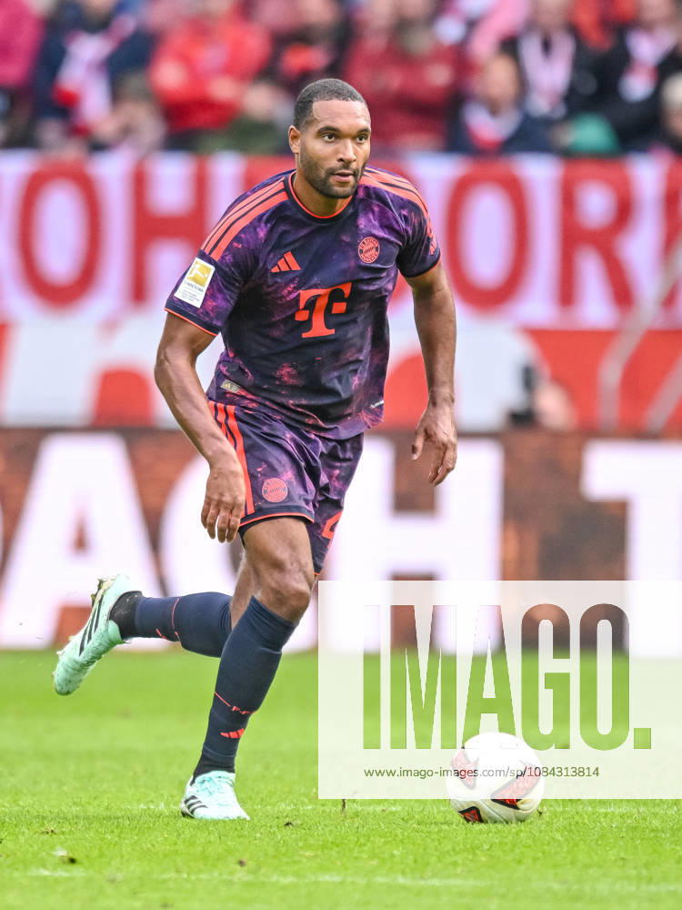 Jonathan Tah of FC Bayern Munich in action, on the ball, making a solo play during the Bundesliga 1 match between FC Augsburg and FC Bayern Munich, at the WWK Arena on October 10, 2026, in Augsburg, Germany. Photo by Harry Langer, DeFodi Images. Jonathan Tah of FC Bayern Munich controls the ball during the Bundesliga match between FC Augsburg and FC Bayern Munich at the WWK Arena on October 10, 2026, in Augsburg, Germany. Photo by Harry Langer, DeFodi Images. DFB and DFL regulations prohibit any use of photographs as image sequences and or quasi-video. Photo by Harry Langer, DeFodi Images. DFB and DFL regulations prohibit any use of photographs as imSEQUENCES AND OR QUASI-VIDEO