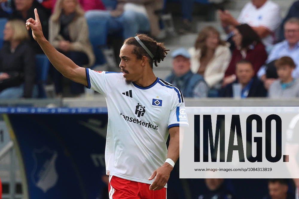 Soccer, Bundesliga 1, TSG 1899 Hoffenheim vs. Hamburger SV: Goal celebration after Yussuf Poulsen’s goal (0–1) Hamburger SV DFL DFB REGULATIONS PROHIBIT ANY USE OF PHOTOGRAPHS AS IMAGE SEQUENCES AND OR QUASI-VIDEO Sinsheim