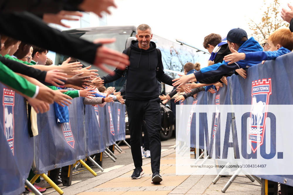 Ipswich Town v Fulham, Premier League Gary O Neil, Manager of Ipswich Town arrives to the stadium before the Ipswich Town v Fulham Premier League match at Portman Road, Ipswich, England on 10 October 2026 Credit: Tiego Grenho Every Second Media Editorial use only. All images are copyright Every Second Media Limited. No images may be reproduced without prior permission. All rights reserved. Premier League and Football League images are subject to licensing agreements with Football DataCo Limited. see https: www.football-dataco.com