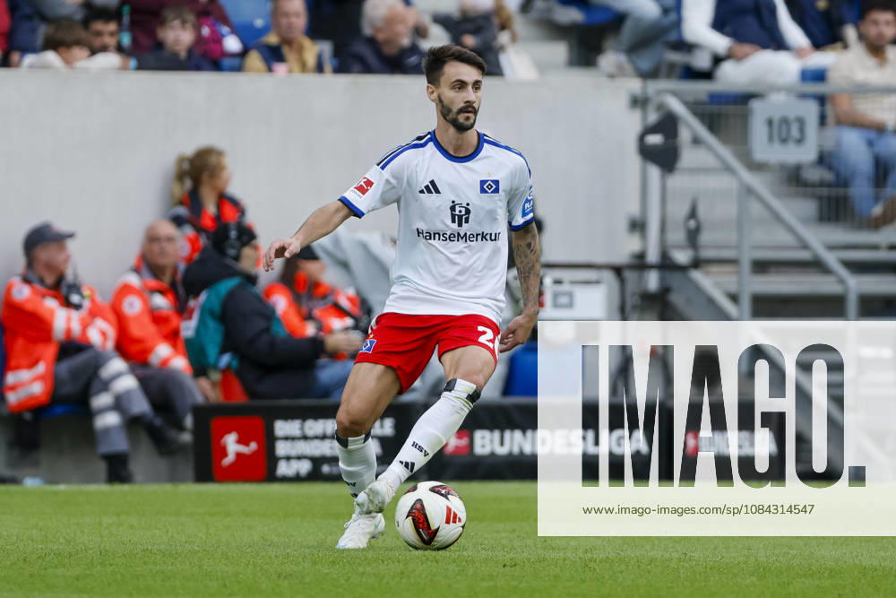 Fabio Vieira, Hamburger SV, 20 on the ball, Germany, soccer, Bundesliga 1, Matchday 5, 2026–2027, TSG Hoffenheim vs. Hamburger SV, October 10, 2026, Sinsheim SNP Arena, Germany