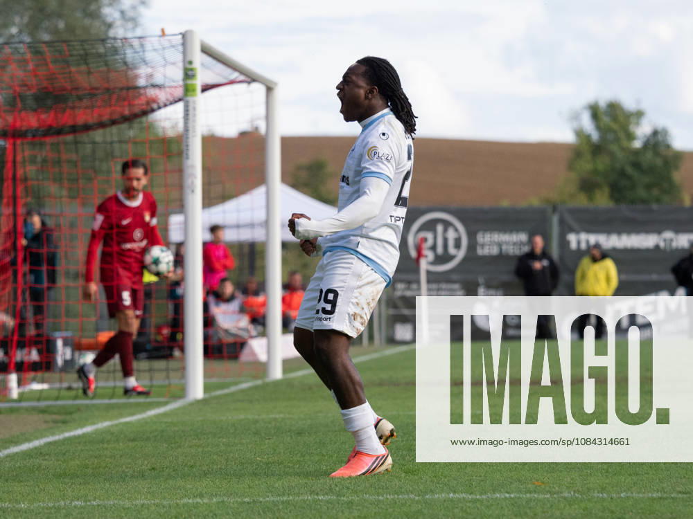 Goal to make it 1–4 by Nolan Muteba N Tumba, SV Waldhof Mannheim, 29 goal celebrations, GER, soccer, SG Sonnenhof Grossaspach vs. SV Waldhof Mannheim, 3rd Division, Matchday 8, Aspach, 2026–2027 season, October 10, 2026, Germany, Soccer, SG Sonnenhof Grossaspach vs. SV Waldhof Mannheim, 3rd Division, Matchday 8, Aspach, 2026–2027 season, October 10, 2026, Aspach