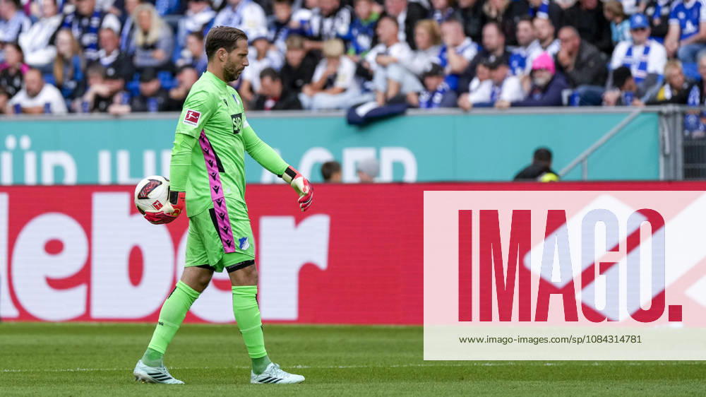 Oliver Baumann, Goalkeeper, Hoffenheim, 1, Captain, Cutout, Full Body, Single Image, Single Photo, Action, Looking Disappointed, Disappointment, Frustration, Pessimistic, 10 10 2026, Sinsheim, Germany, soccer, Bundesliga, TSG 1899 Hoffenheim vs. Hamburger SV, DFB and DFL regulations prohibit any use of photographs as image sequences and or quasi-video
